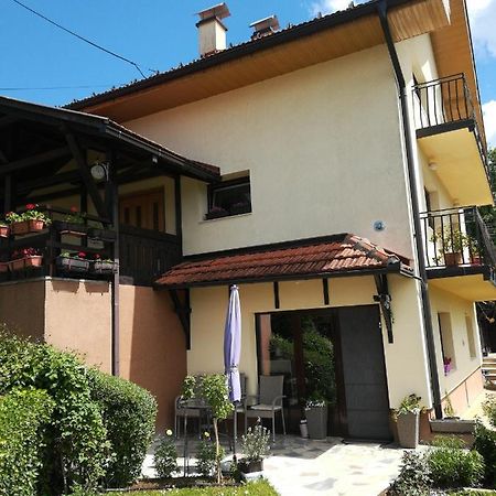 Kuca Maric Mackat Bed and Breakfast Exteriör bild